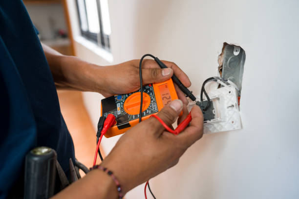 Best Licensed Electrician  in Oak Grove, MO